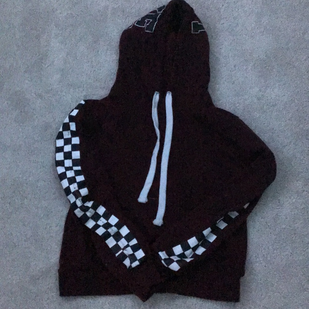 Maroon sweatshirt